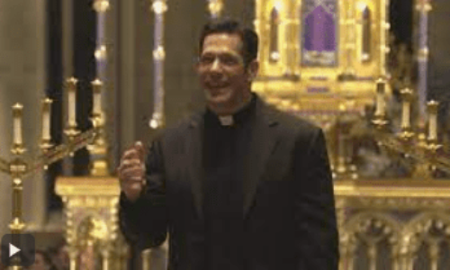 Father Mike Schmitz Speaks at Notre Dame